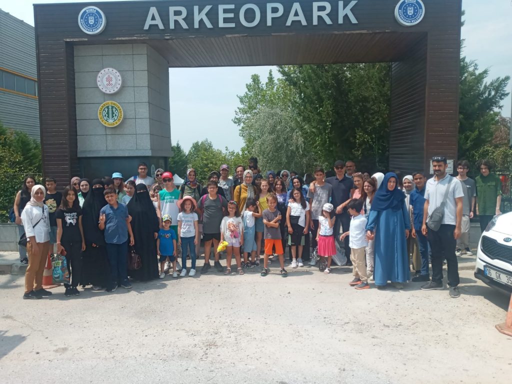 GEMLİK GENÇLİK MERKEZİ  75 KİŞİYLE ARKEOFEST’E KATILDI