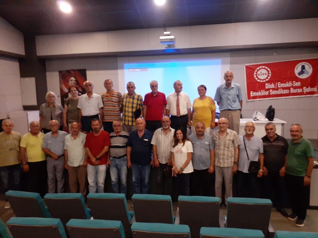 EMEKÇİ EMEKLİLER GENİŞLETİLMİŞ İL DİVAN TOPLANTISINDA BULUŞTU