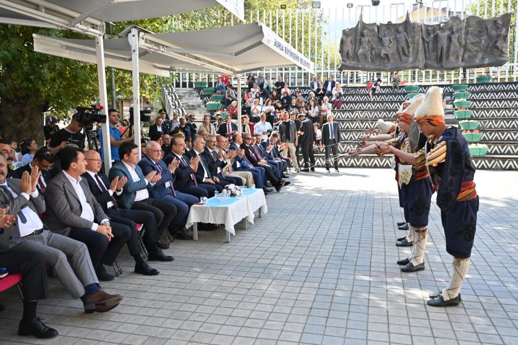 100 yıl sonra aynı coşkuyla