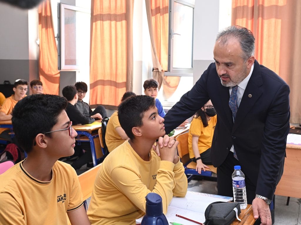 Eğitime ‘Büyükşehir’ desteği