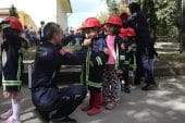 Minik alev savaşçıları göreve hazır