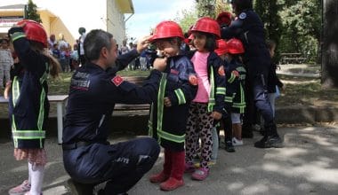 Minik alev savaşçıları göreve hazır