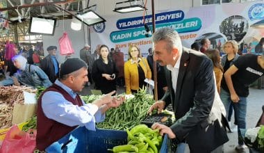 Yeşiltaş’tan Pazar ziyareti