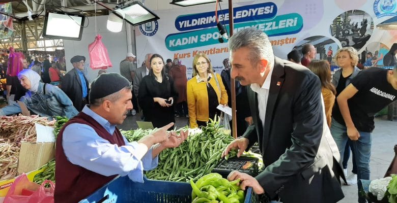 Yeşiltaş’tan Pazar ziyareti