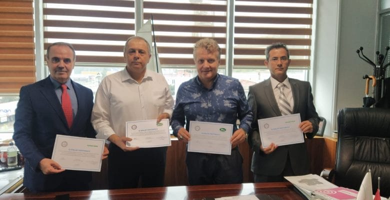 GEMLİK MESLEKİ EĞİTİM MERKEZİ ,YÖRE SÜT ÜRÜNLERİ VE PEYBA MESLEKİ EĞİTİM İŞ BİRLİĞİ PROTOKOLÜ İMZALANDI