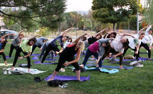 Kalp yogasıyla kalp sağlığına dikkat çektiler
