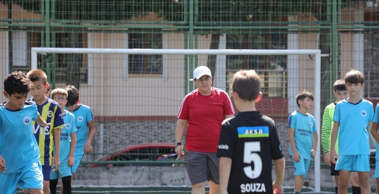 Belediyespor altyapıda Asiye Erman’a emanet