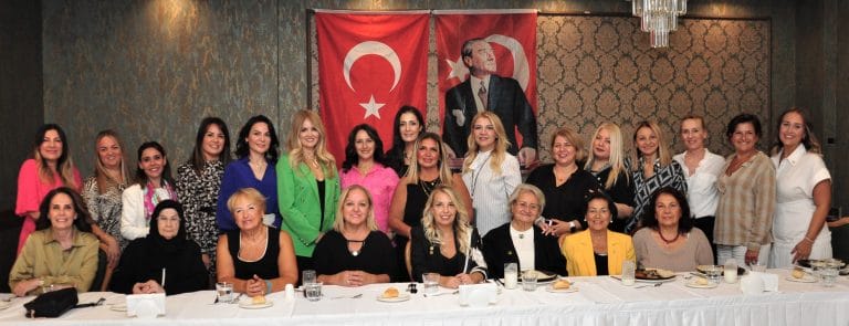 Anneler Yeni Döneme Güçlenerek Girdi