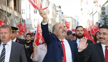 BÜYÜK BAYRAMA MUDANYA’DAN BÜYÜK KUTLAMA