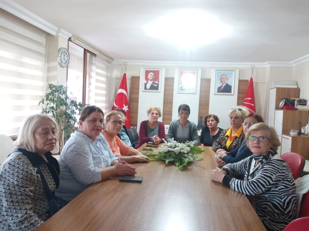 CHP Gemlik Kadın Kollarından Kadınların Seçme ve Seçilme Hakkı ile İlgili Açıklama