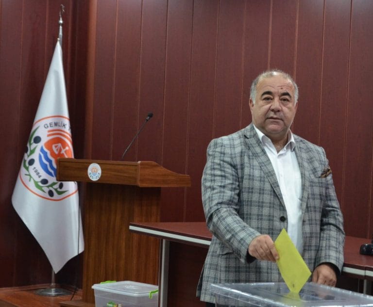 Gemlik Ticaret Borsasında görev dağılımı yapıldı