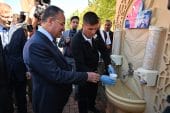 Bakan Bozdağ, çorbayı çeşmeden içti