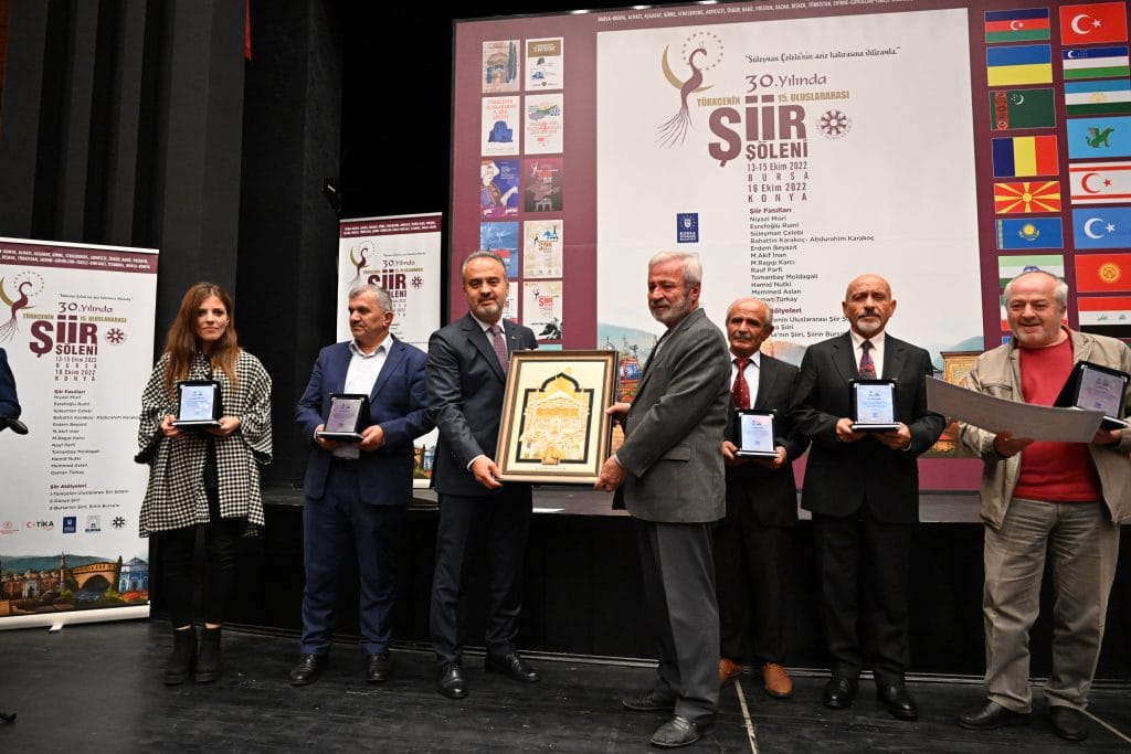 Bursa’da şiir şöleni