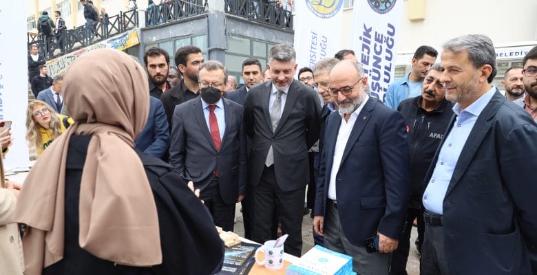 Üniversitelilere ‘Hoş geldin’ şöleni