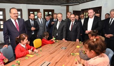 Kütüphanesiz okul kalmayacak