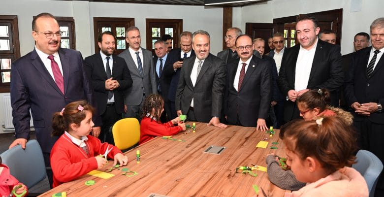 Kütüphanesiz okul kalmayacak