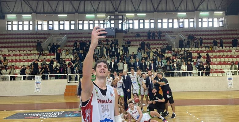 AKRAN GEMLİK EVİNDE GALİP