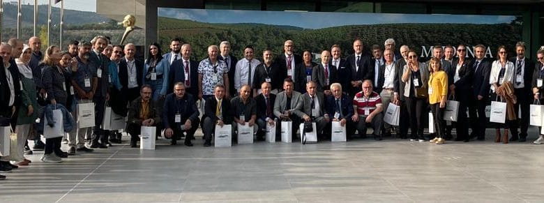 TEK ÇIKIŞ YOLU; YENİ MEDYA YASASI VE MESLEK ODASI!