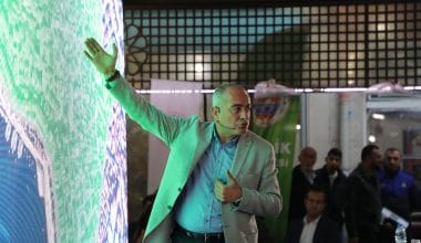 BAŞKAN SERTASLAN GEMLİK YENİDEN PROJESİNİ ANLATTI