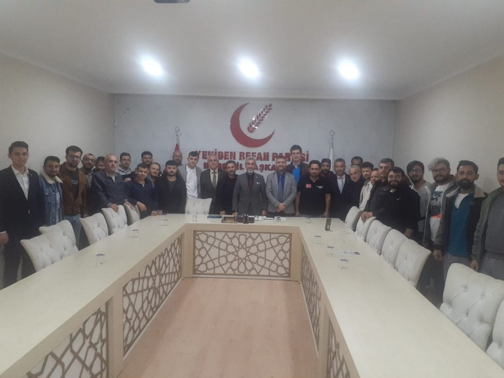 YENİDEN REFAH PARTİSİ İŞİTME ENGELLİLERİN SESİ OLACAK