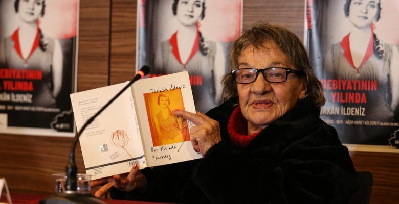 İldeniz, edebiyatının 55. yılında şiirlerini Nilüferliler için okudu