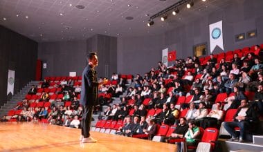 Gençler işini şansa bırakmıyor