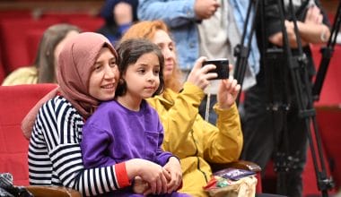 Bursa’da tiyatro coşkusu başladı