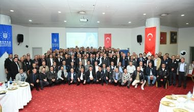Başkan Aktaş’tan personelin ‘en’lerine ödül