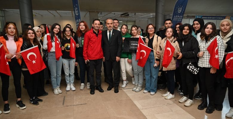 Kitap şöleni coşkuyla başladı