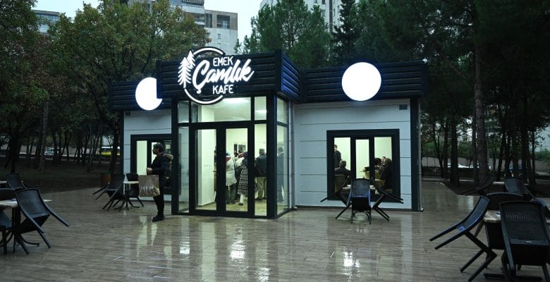 Çamlık Parkı Emek’e yakıştı