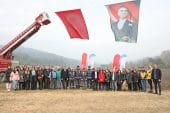 MUDANYA BELEDİYESİ BUĞDAY TOHUMLARINI TOPRAKLA BULUŞTURDU