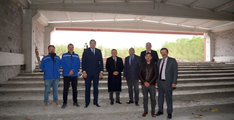 BUÜ’deki ileri teknoloji laboratuvar hızla yükseliyor
