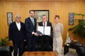 Tıp öğrencilerine yeni burs desteği