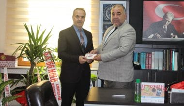 Ticaret Borsasından 750 Öğrenciye Kırtasiye Yardımı