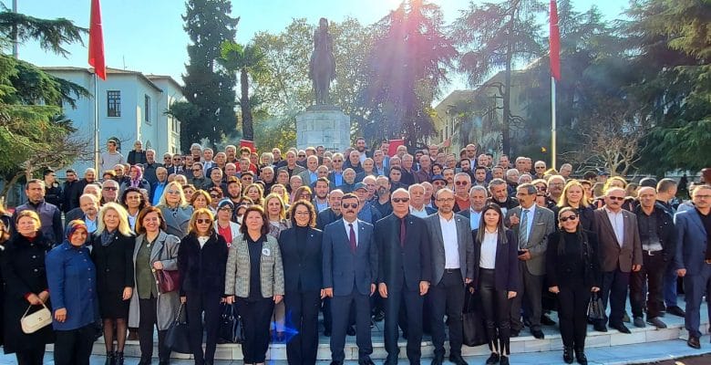 TÜRKOĞLU: YATIP KALKIP ATATÜRK’E DUA EDİN!