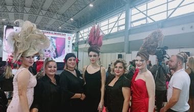 Gemlikli Bayan Kuaförleri Kozmetik Fuarına Gitti