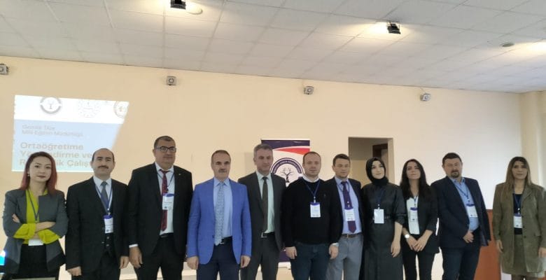 Rehberlik Çalıştayı Gemport Anadolu Lisesinde Başladı