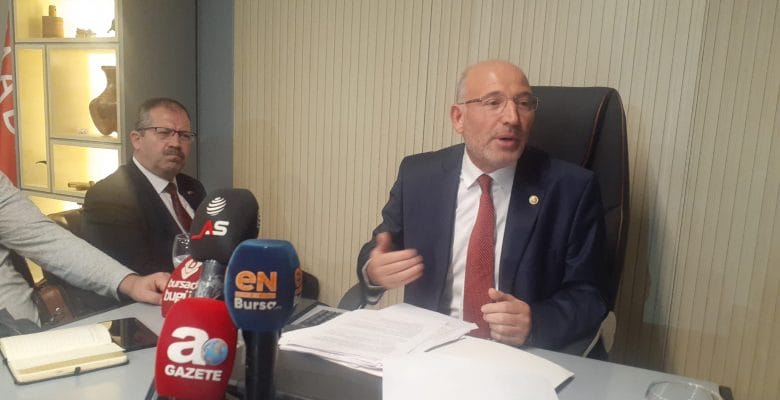 GELECEK PARTİSİNDE MUSTAFA ÖZTÜRK DEPREMİ
