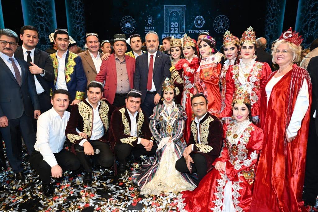 Türk kültür sancağı Bursa’dan Şuşa’ya geçti