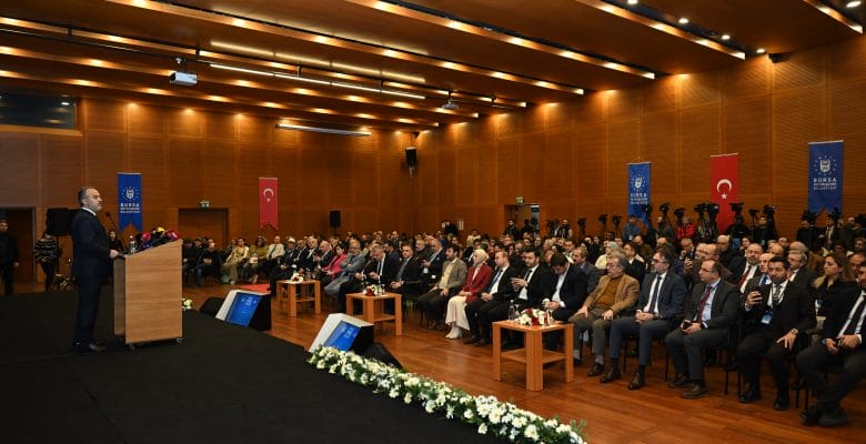 Türk dünyası yeni nesil medyayı konuştu