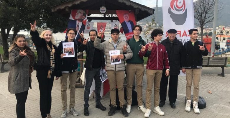 Zafer Partisi Üniversiteli Gençlerle Buluştu