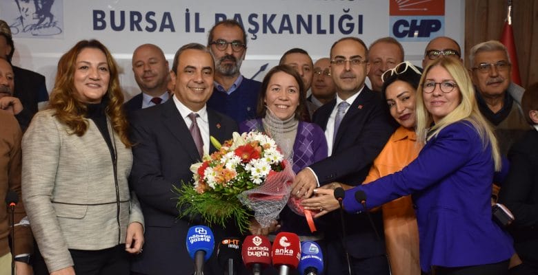 CHP BURSA’DA DEVİR TESLİM