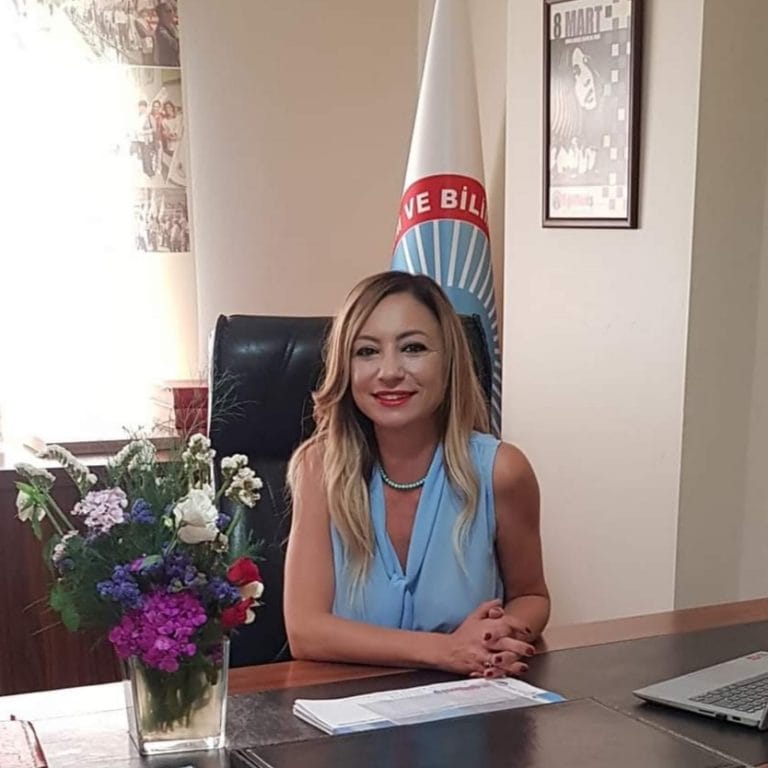 Eğitim İş Bursa Şube Başkanı Yeliz Toy :  “M.E.B. EN KARA YILLARDAN BİRİYLE ÖVÜNÜYOR”