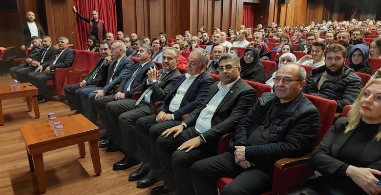 Tayyare Kültür Merkezinde Engel Tanımayanlar Programı
