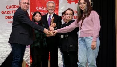 ÇGD’den Başkan Erdem’e çevre ödülü