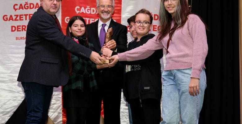 ÇGD’den Başkan Erdem’e çevre ödülü