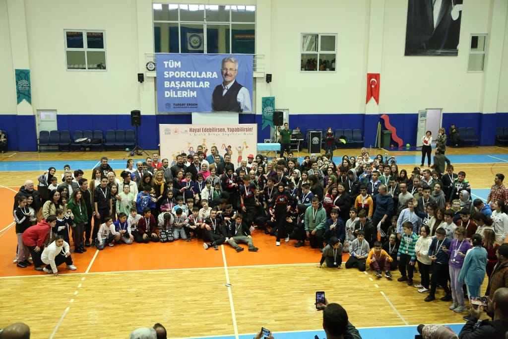 Dünya Engelliler Günü’nde renkli buluşma 