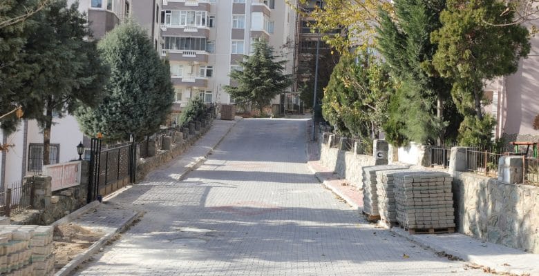 Cumhuriyet mahallesinde yol atağı