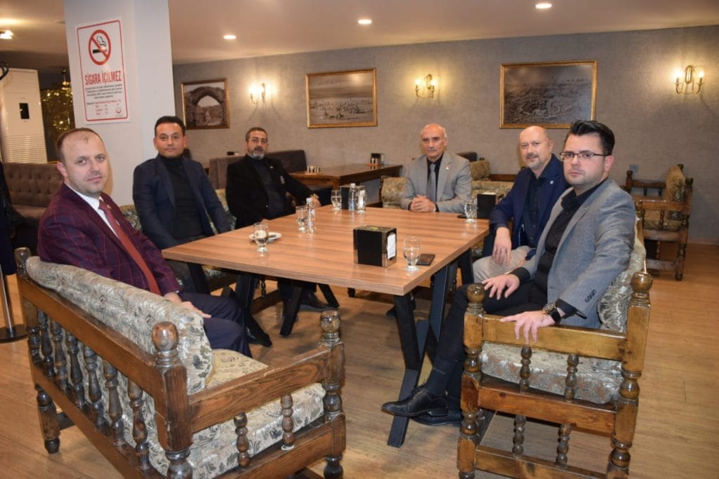 6’LI MASA OSMANGAZİ İLÇE BAŞKANLARI BULUŞTU