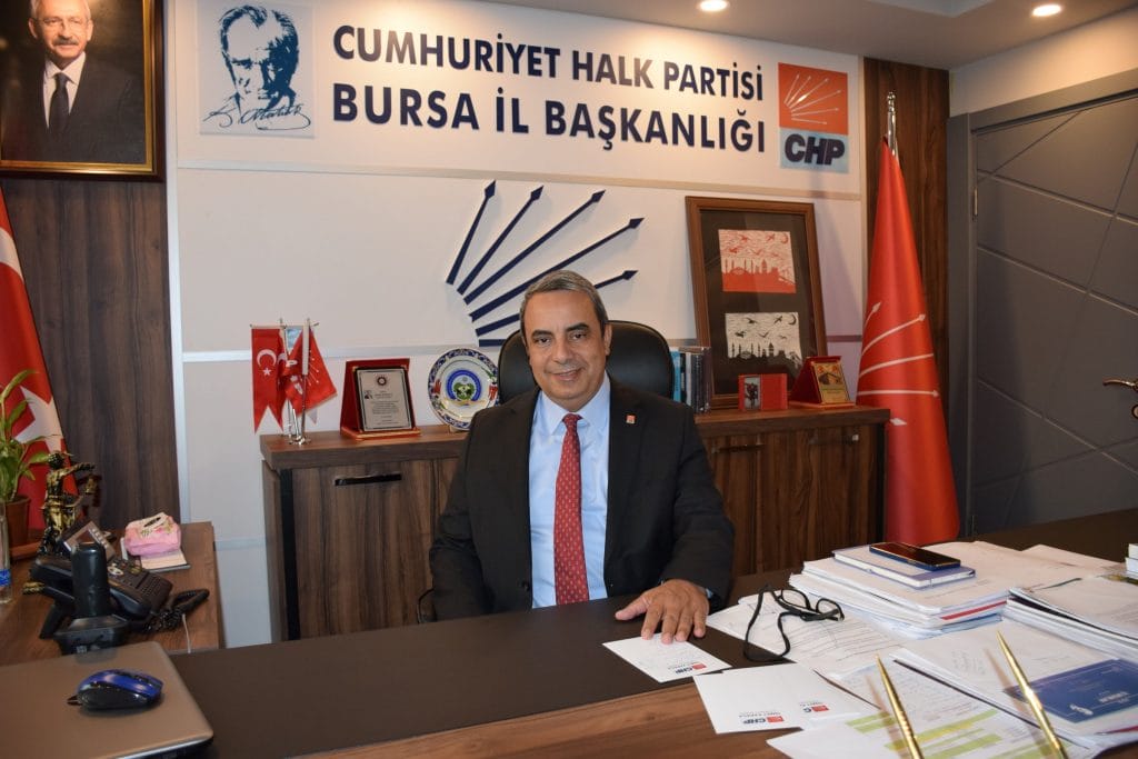 ALİNUR AKTAŞ,ELİNDEKİ TEK DOĞRU PROJEYİ DE ELİNE YÜZÜNE BULAŞTIRDI”